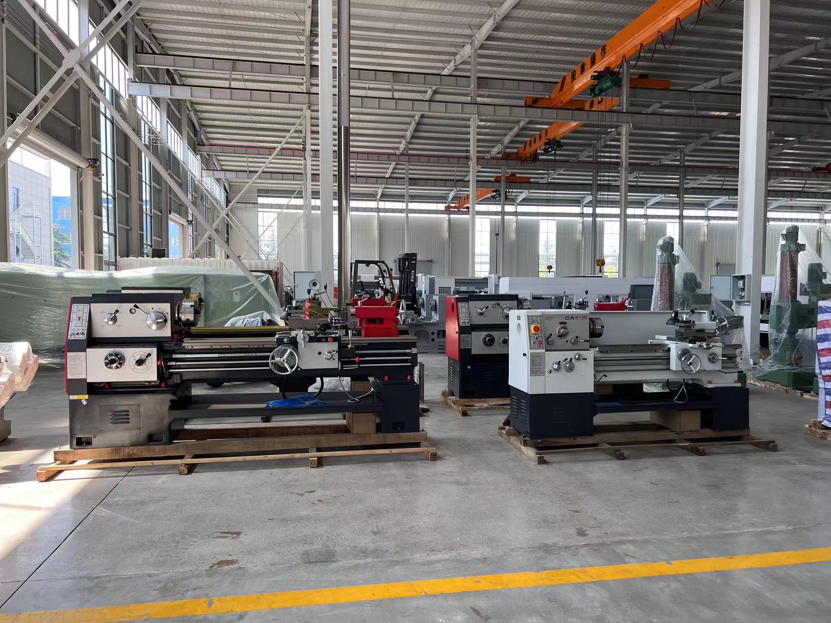manual lathe
